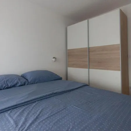 Apartment Butterfly Osijek Buitenkant foto